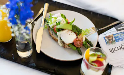 24 Hour In-Room Dining