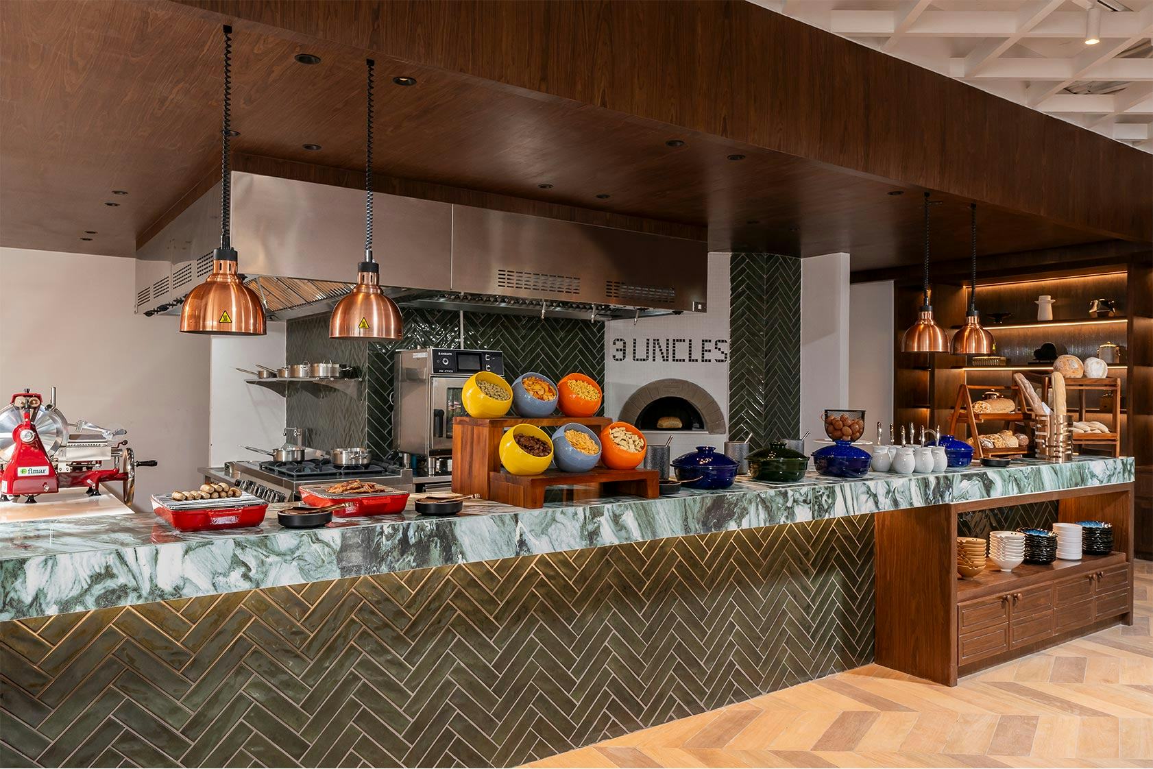 3 UNCLES AND A BARMAN