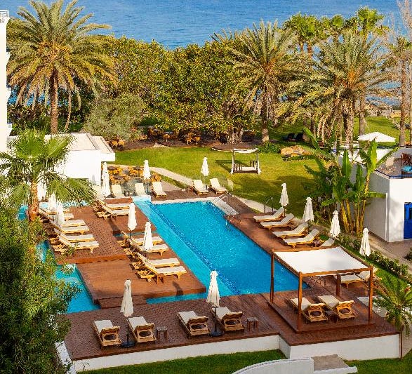 Adults-Only Pool Bar