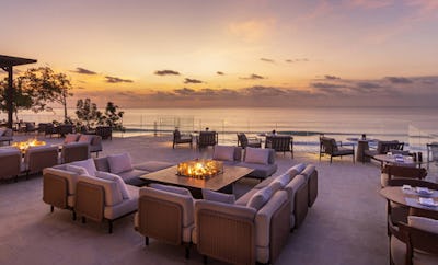 Akasa Restaurant & Bar