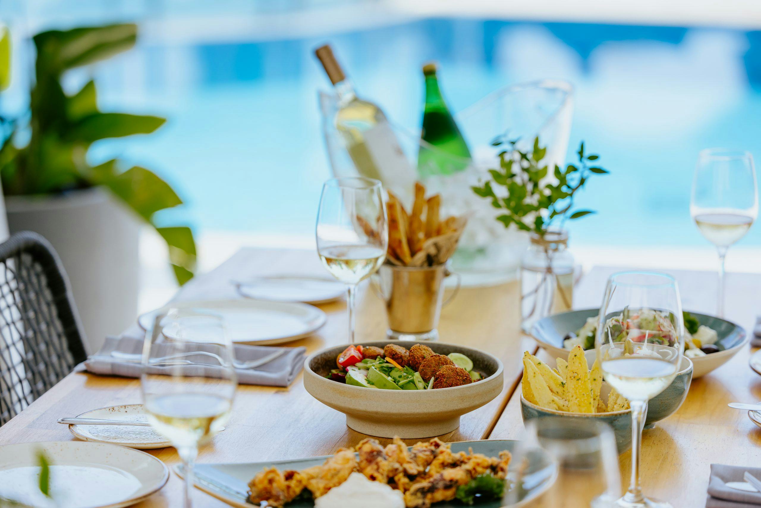 Akti Pool Restaurant & Bar