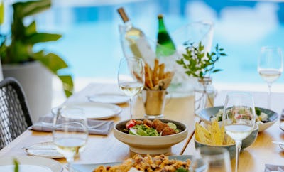 Akti Pool Restaurant & Bar