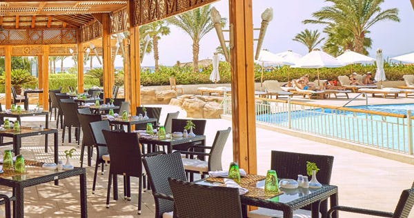 Al Mar Restaurant & Bar