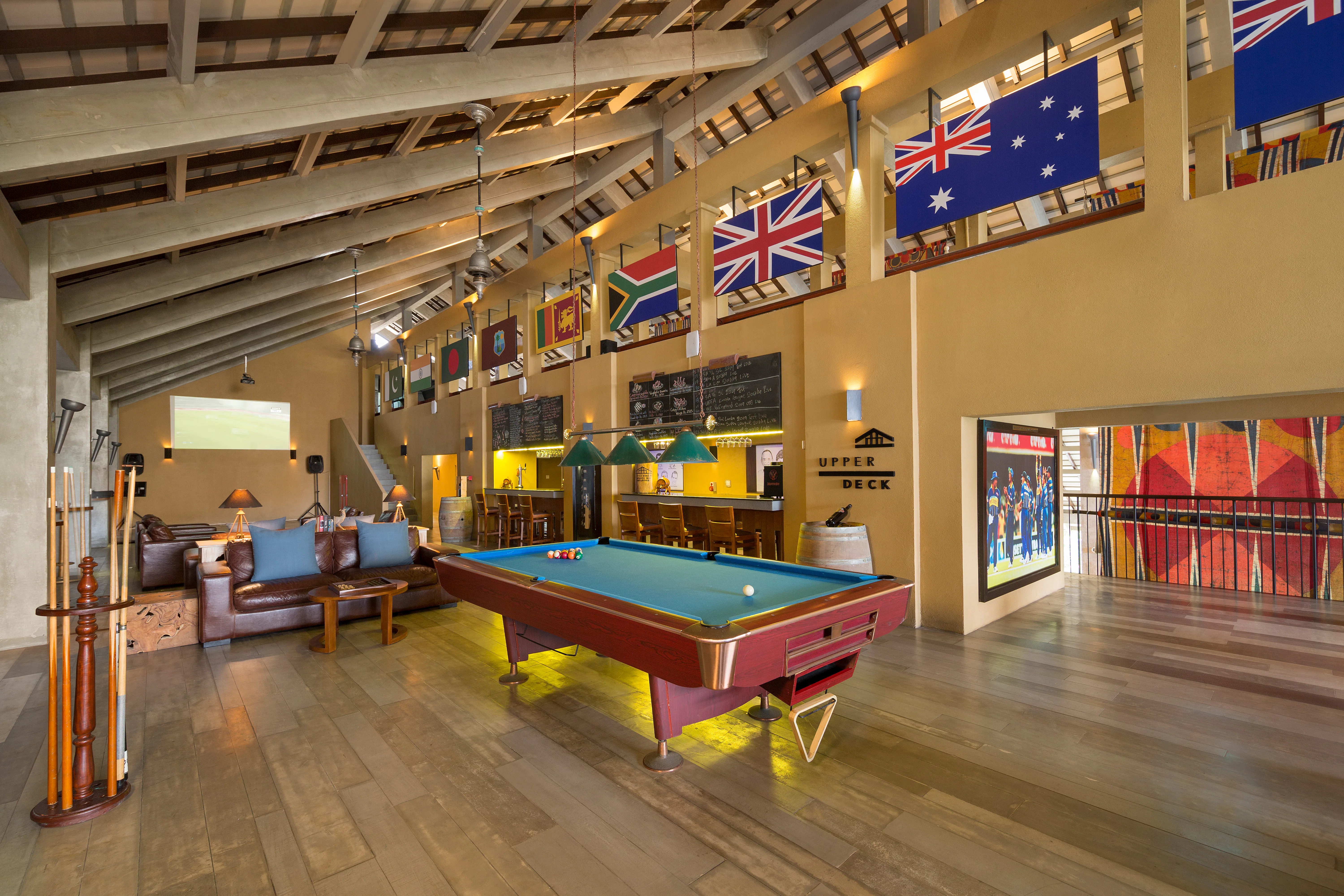 UPPER DECK LOUNGE AND SPORTS BAR