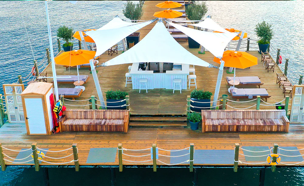 Pier Bar