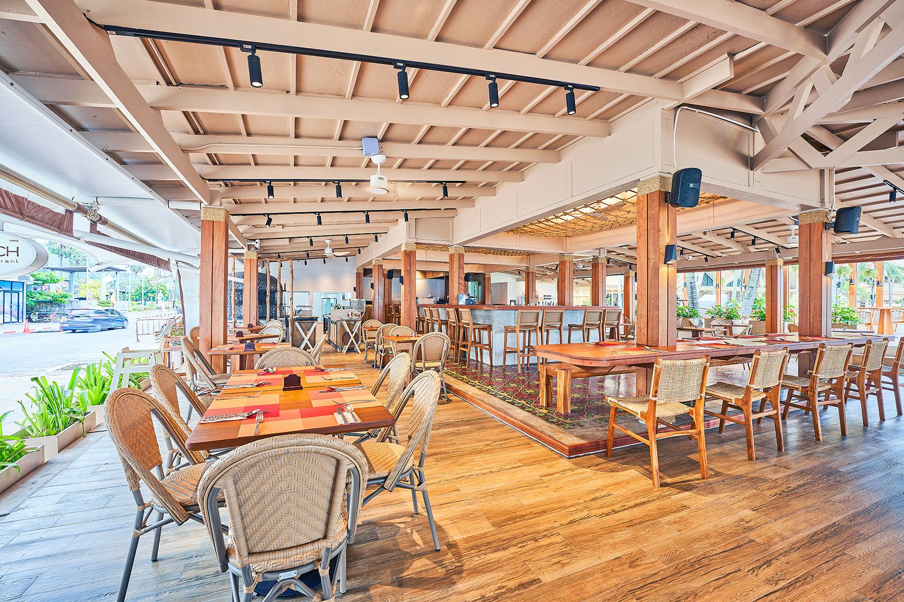 At Beach Bar and Restaurant