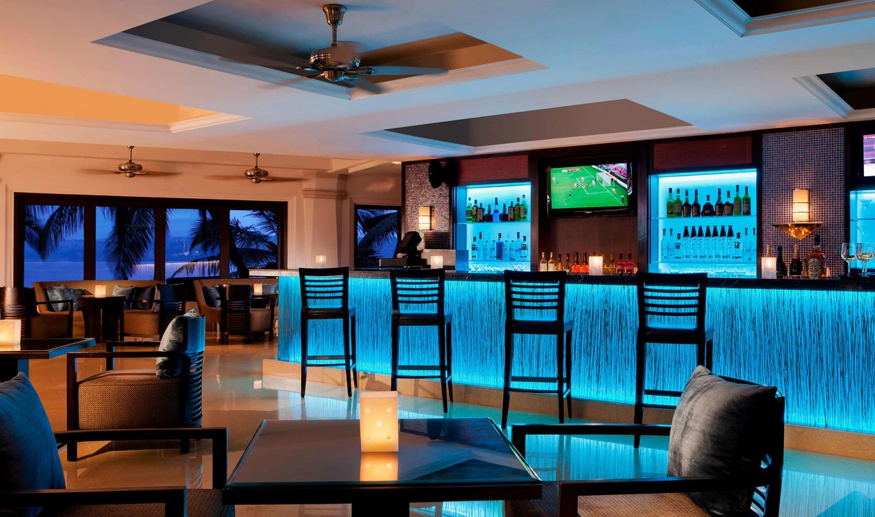 AZ.U.R / Lobby Lounge (Great Room)