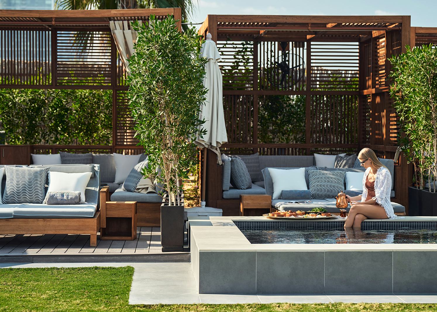 Azure Beach Restaurant & Bar :