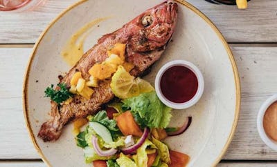 Dining At Caribbean Restaurants