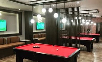 BILLIARD BAR