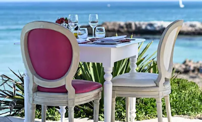 World-class cuisine in a stunning seaside setting