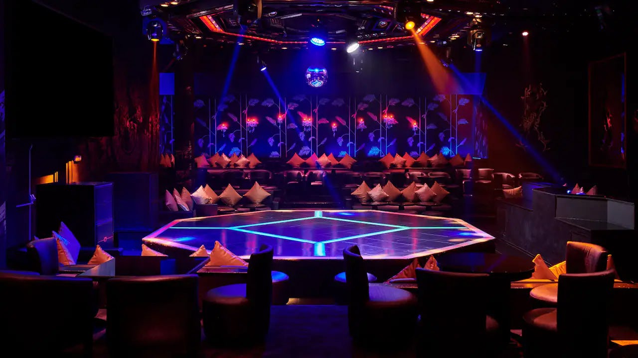 Black House Discotheque