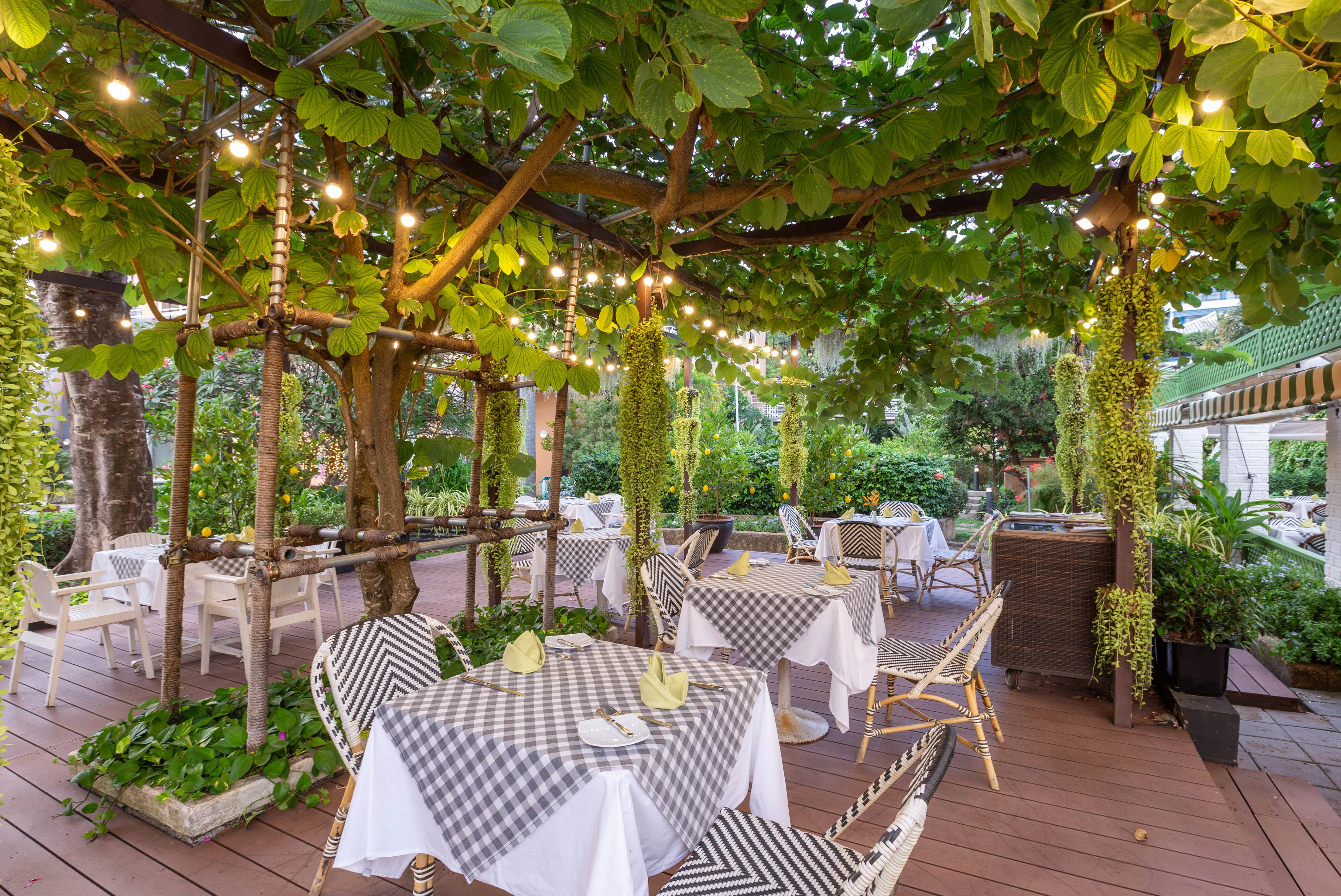 Uncle Nan's Italian Restaurant