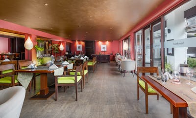 Siam Pearl Asian Restaurant