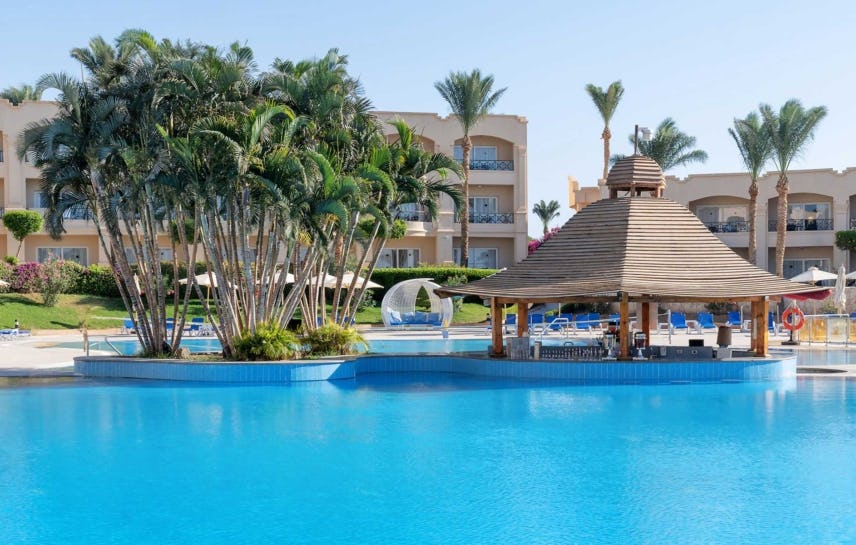 CENTRAL PARK POOL BAR