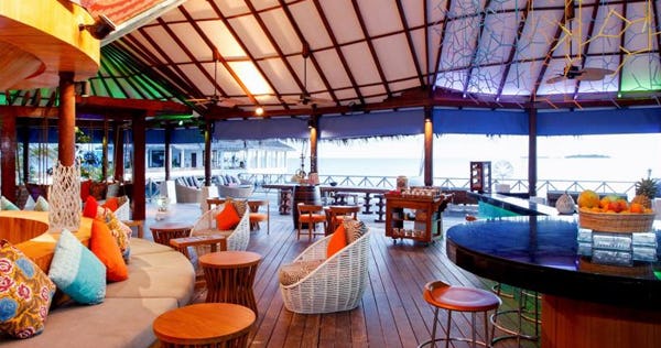 Coral Bar and Lounge
