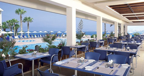 THE MYTHOS SNACK BAR