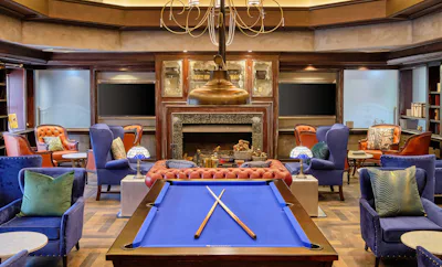 Destination Lounge & Bar