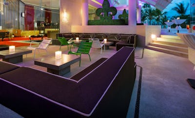 ECLIPSE TERRACE BAR & LOUNGE