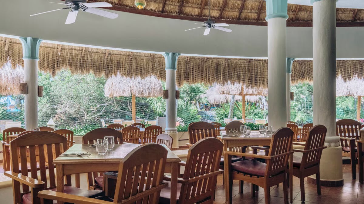 El Faro Buffet and Restaurant