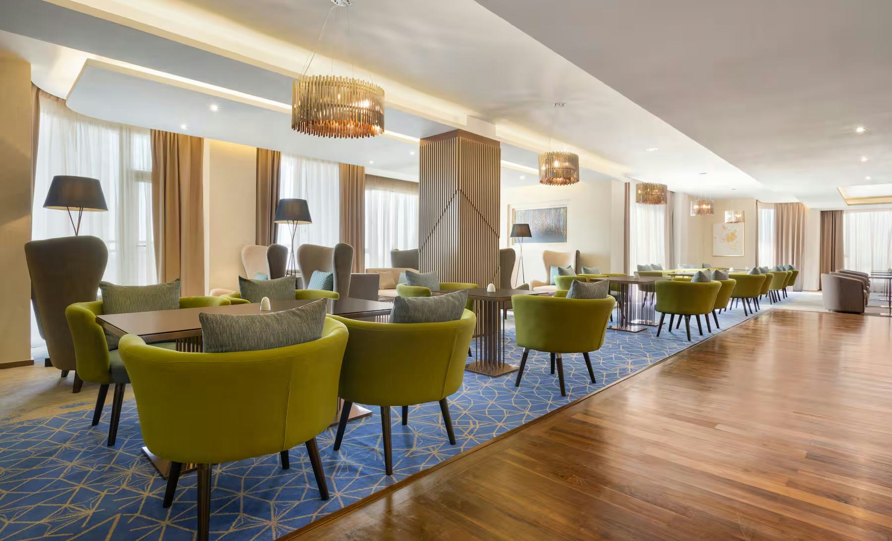 Executive Club Lounge