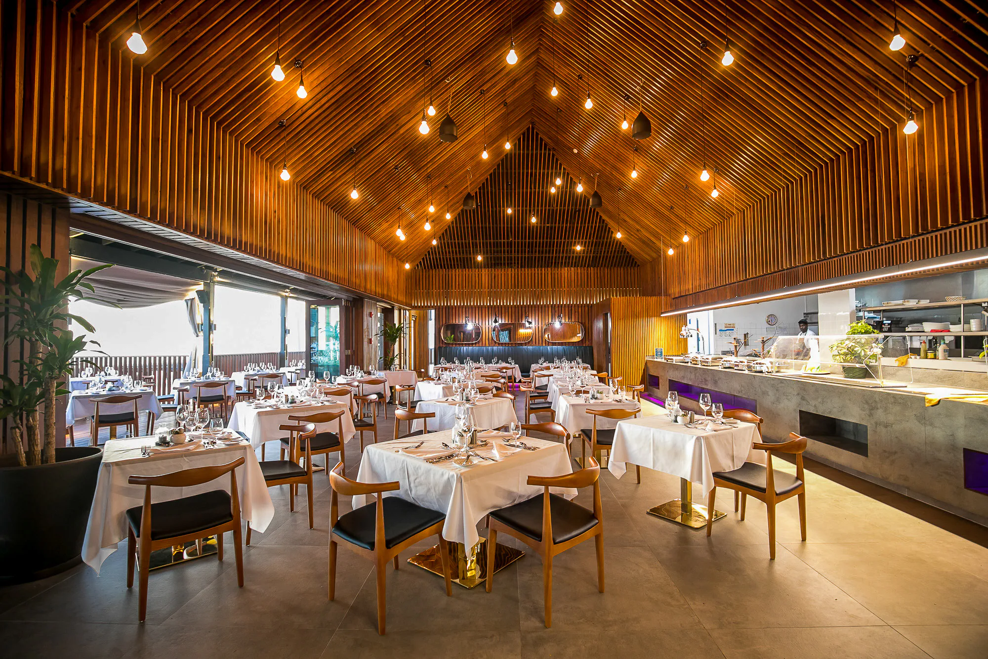 Palisades Restaurant on the Waterfront