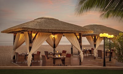 WAVES BEACH RESTAURANT