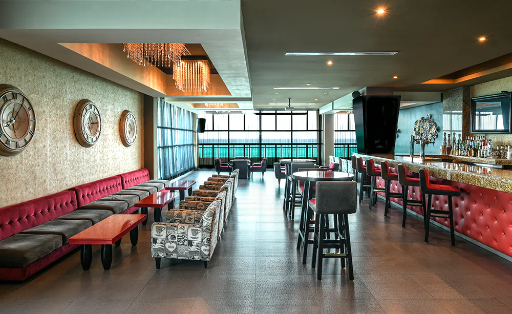 Sling Bar & Lounge