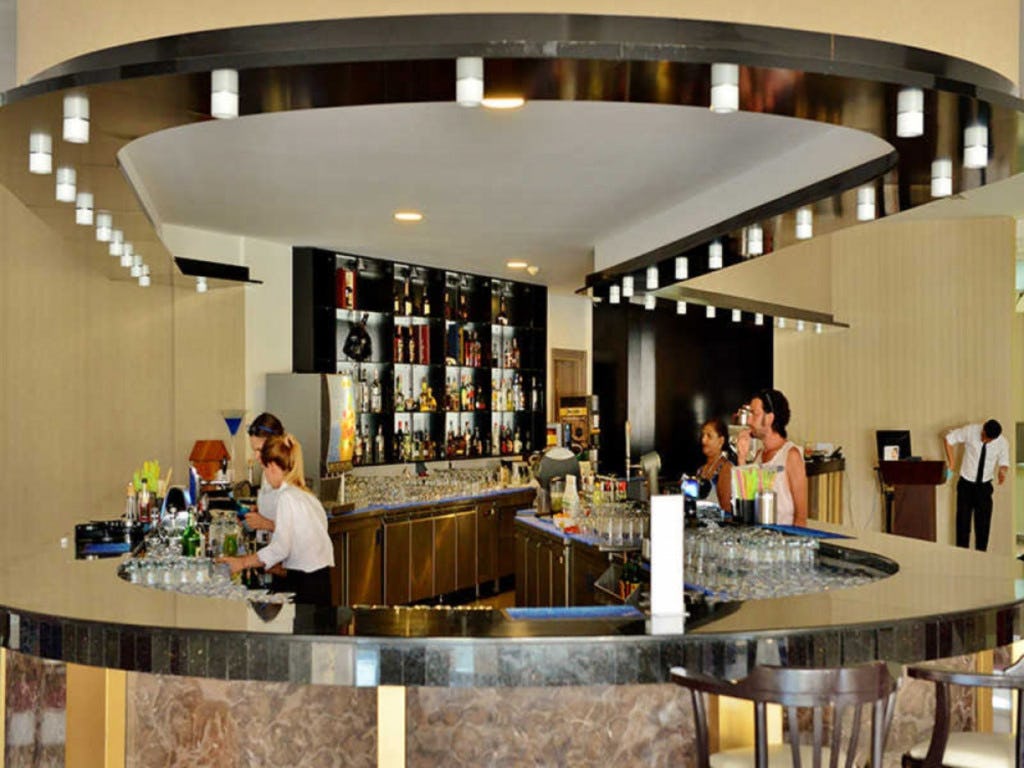 Lobby Bar