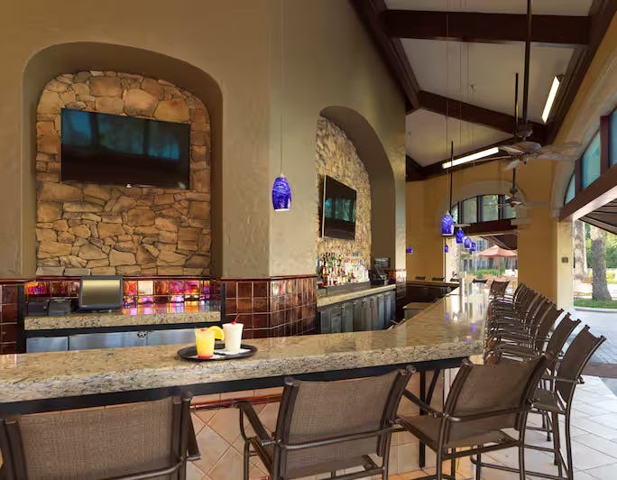 Toscana Pool Bar and Grill