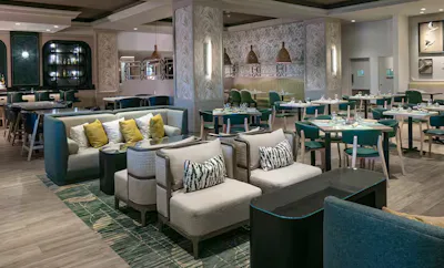 Luna Lux Restaurant & Lounge