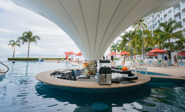 Pool Bar