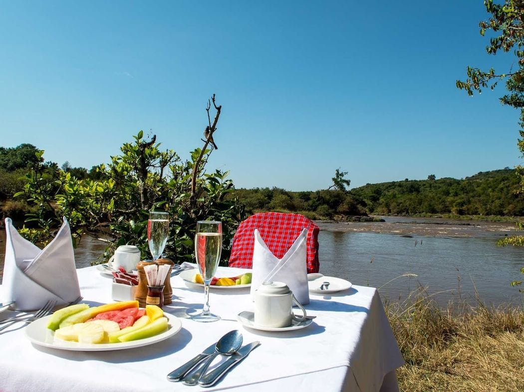 Hippo Pool Breakfast