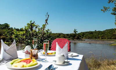 Hippo Pool Breakfast