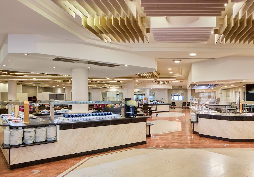 International Buffet