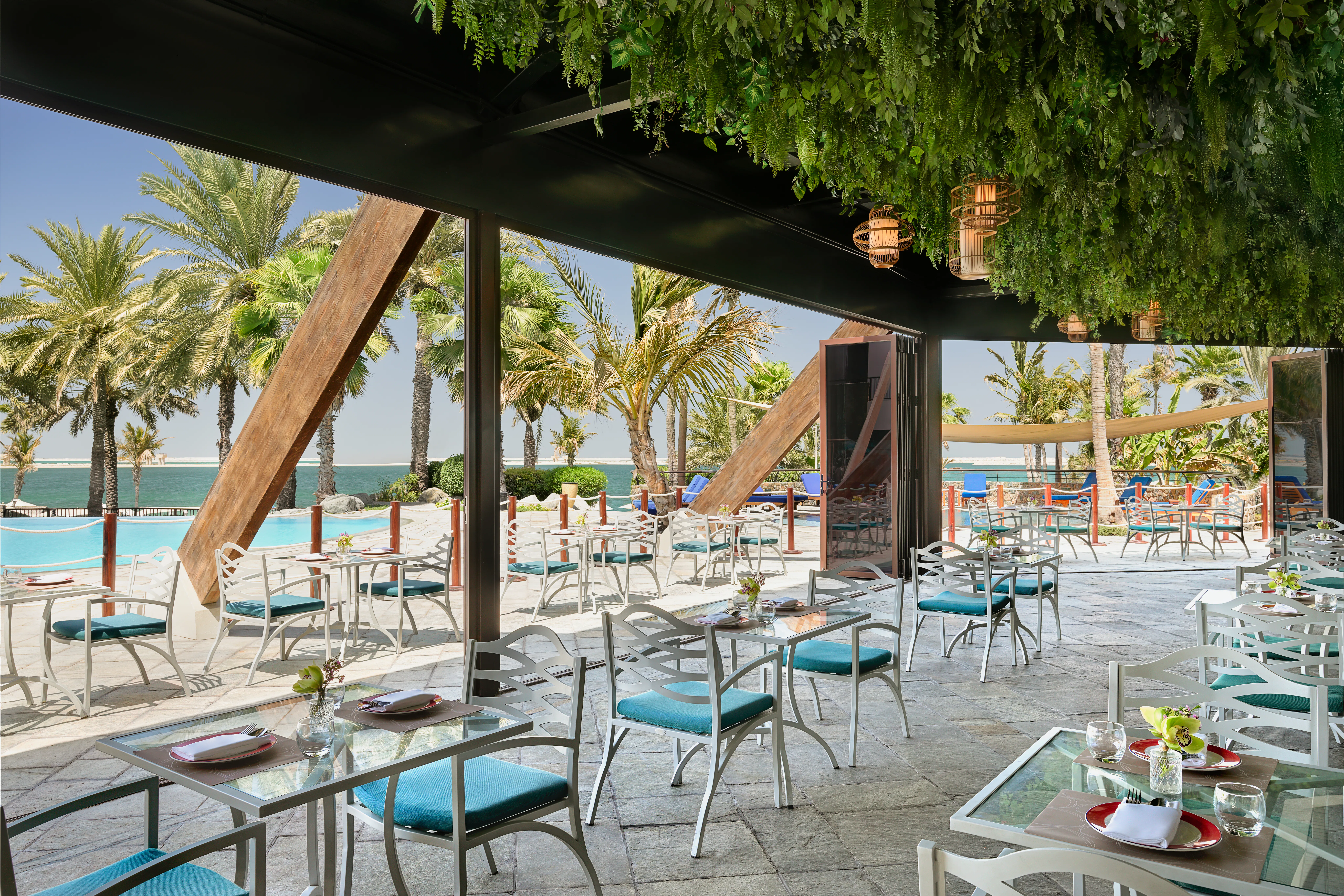 La Fontana Pool Bar