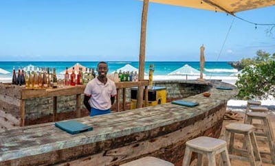 JAHAZU BEACH BAR