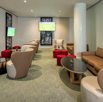 La Máscara Sports Bar