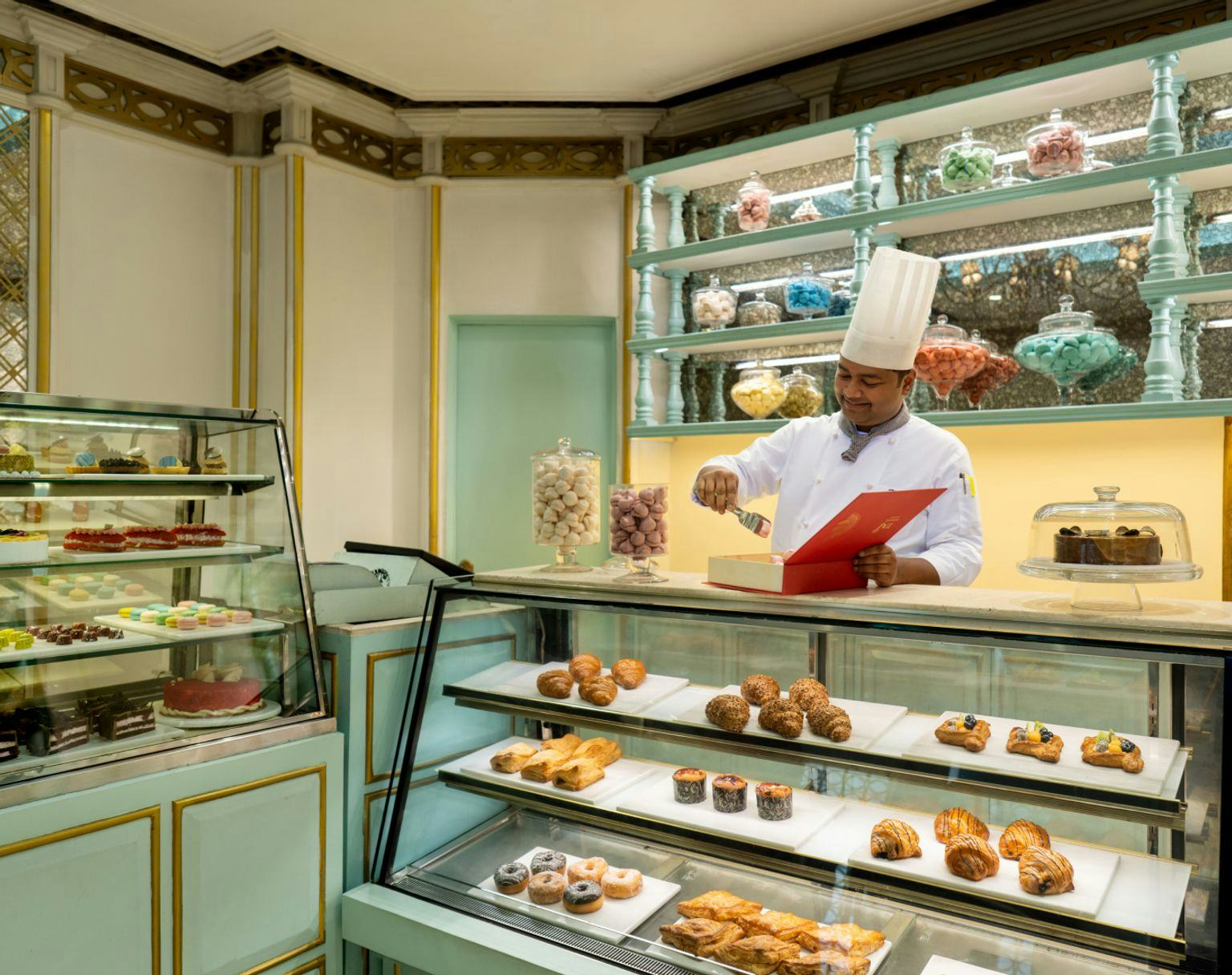 La Patisserie & Deli