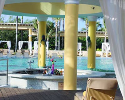 La Sirenita Aqua Bar