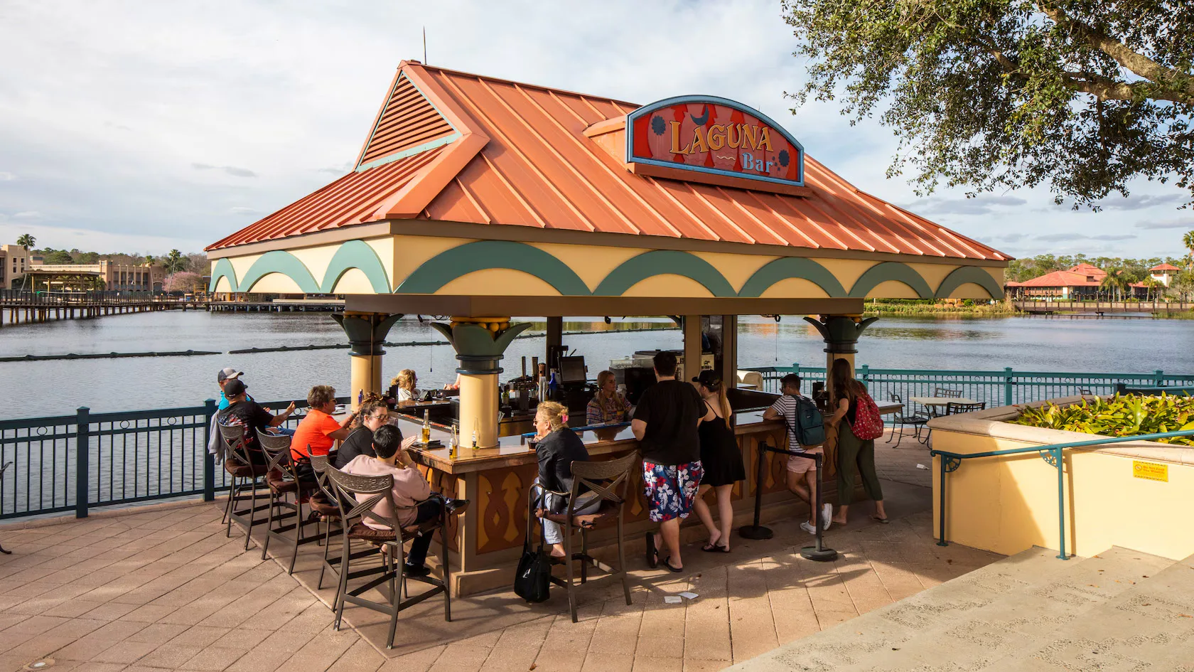 Laguna Bar