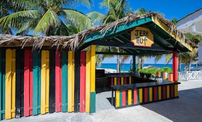 Las Brisas Jerk Hut
