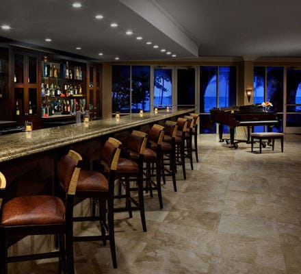 Lobby Bar