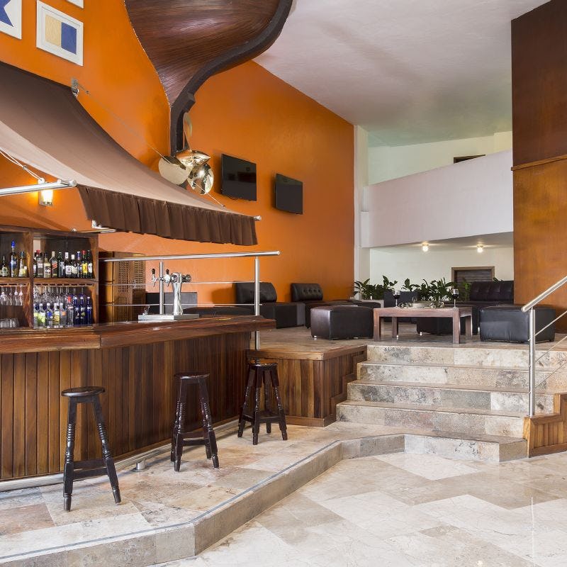 Lobby Bar