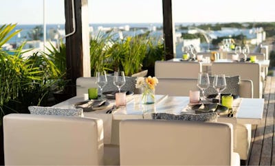 LOLA - ROOFTOP RESTAURANT