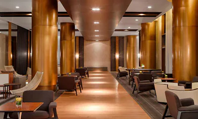Luxe Lounge