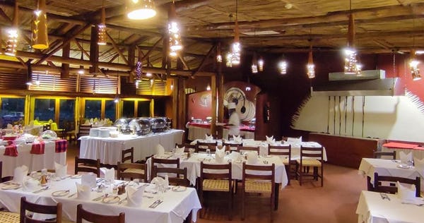 MAIN RESTAURANT