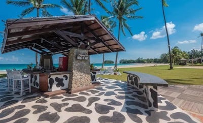 Mayang Sari Beach Hut