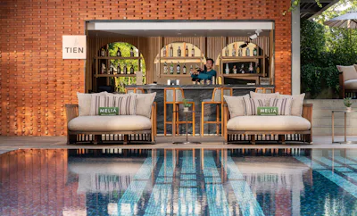 Tien Pool Bar