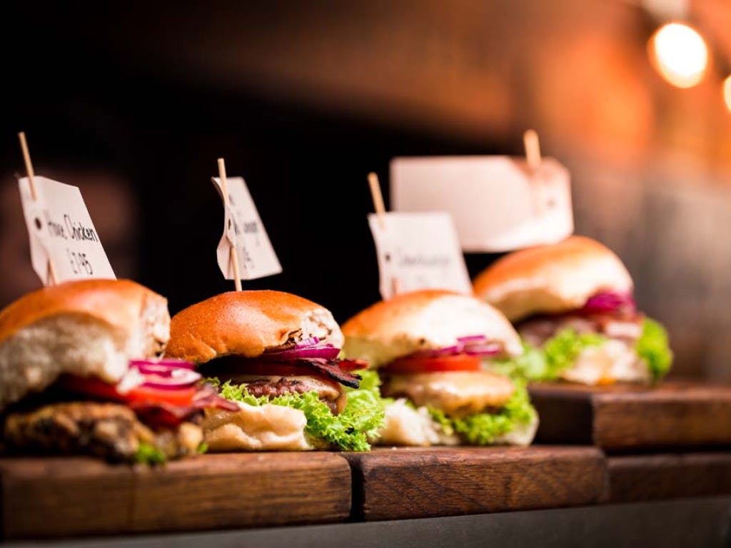 Goldfinch Street Café